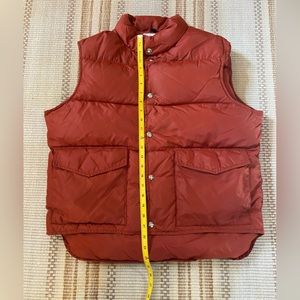 Woolrich Men’s Vest; Vintage light wt Nylon/Goosedown Size: Med; Burnt Orange